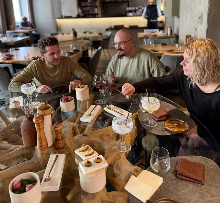 Déjeuner gastronomique pendant un séjour près de Maredsous