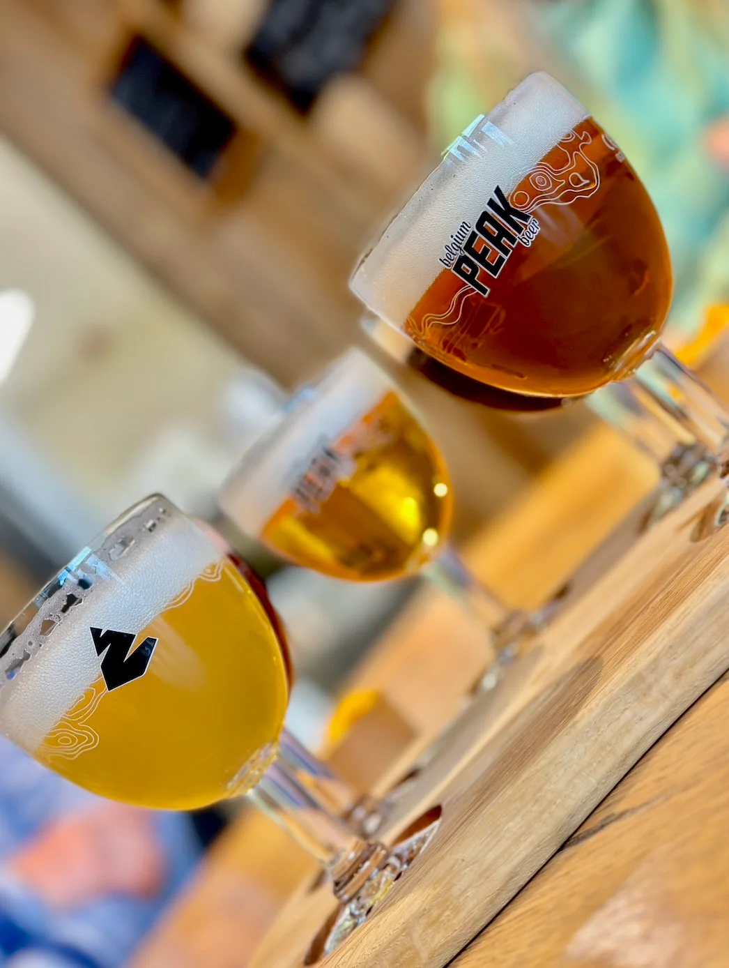 Verres de dégustation Belgium Peak Beer dans les Hautes Fagnes