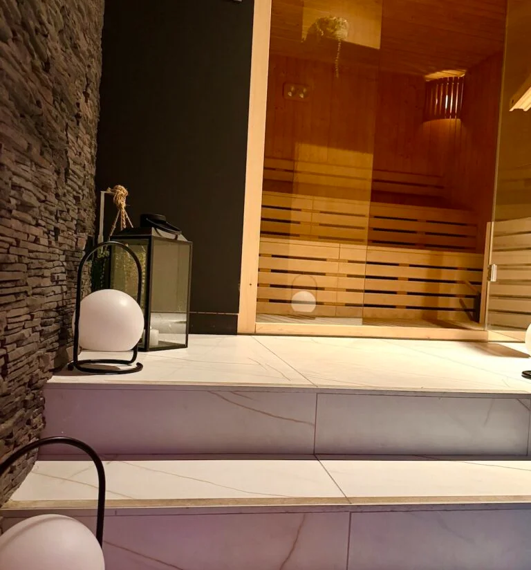 Sauna en bois du spa du Mercure Namur Hotel