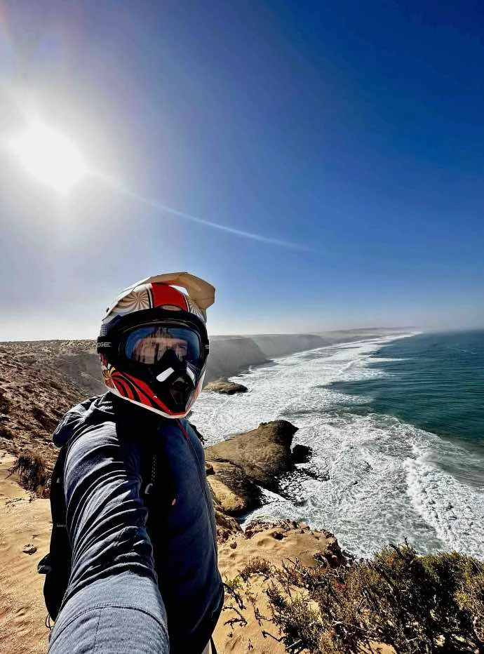 Excursion en quad sur une falaise de la côte marocaine