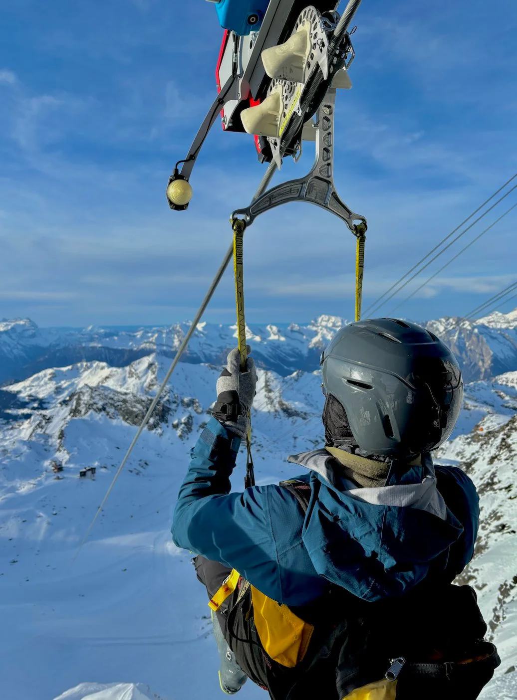 Départ en tyrolienne face aux Alpes à Haute-Nendaz